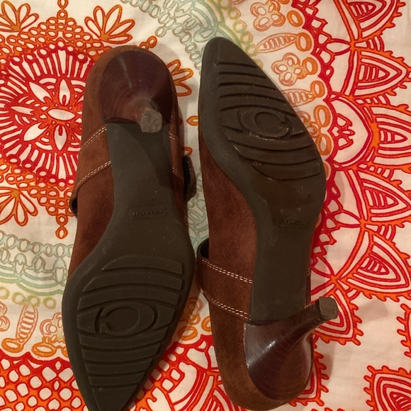 COACH Brown Suede Heels Made in Italy. - Picture 9 of 9